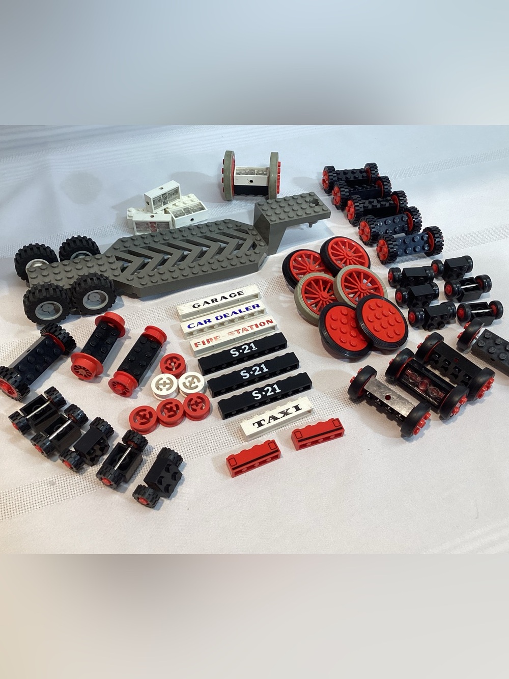 Lego vintage wheels etc lot